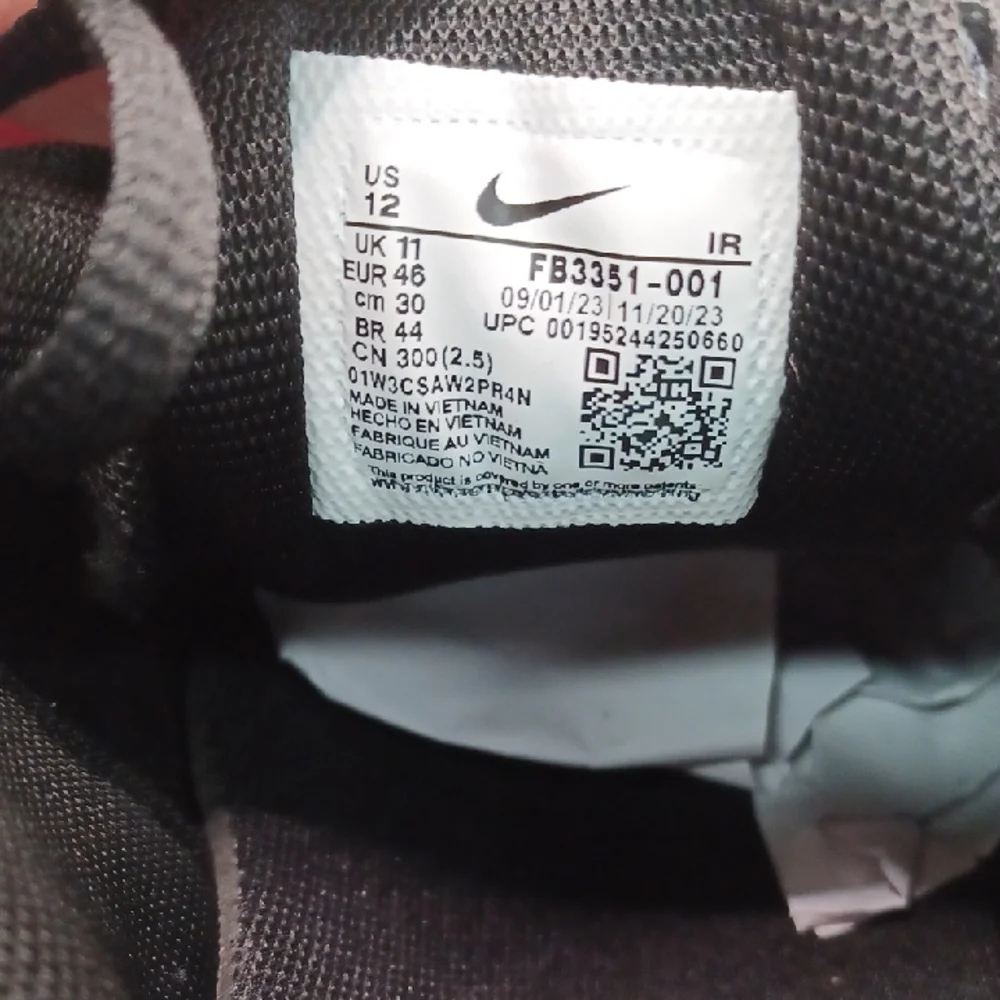 NEW Nike Air Max Plus TN-Black/Spirograph Sneakers Men Size 12 US FB3351-001 - Picture 12 of 12